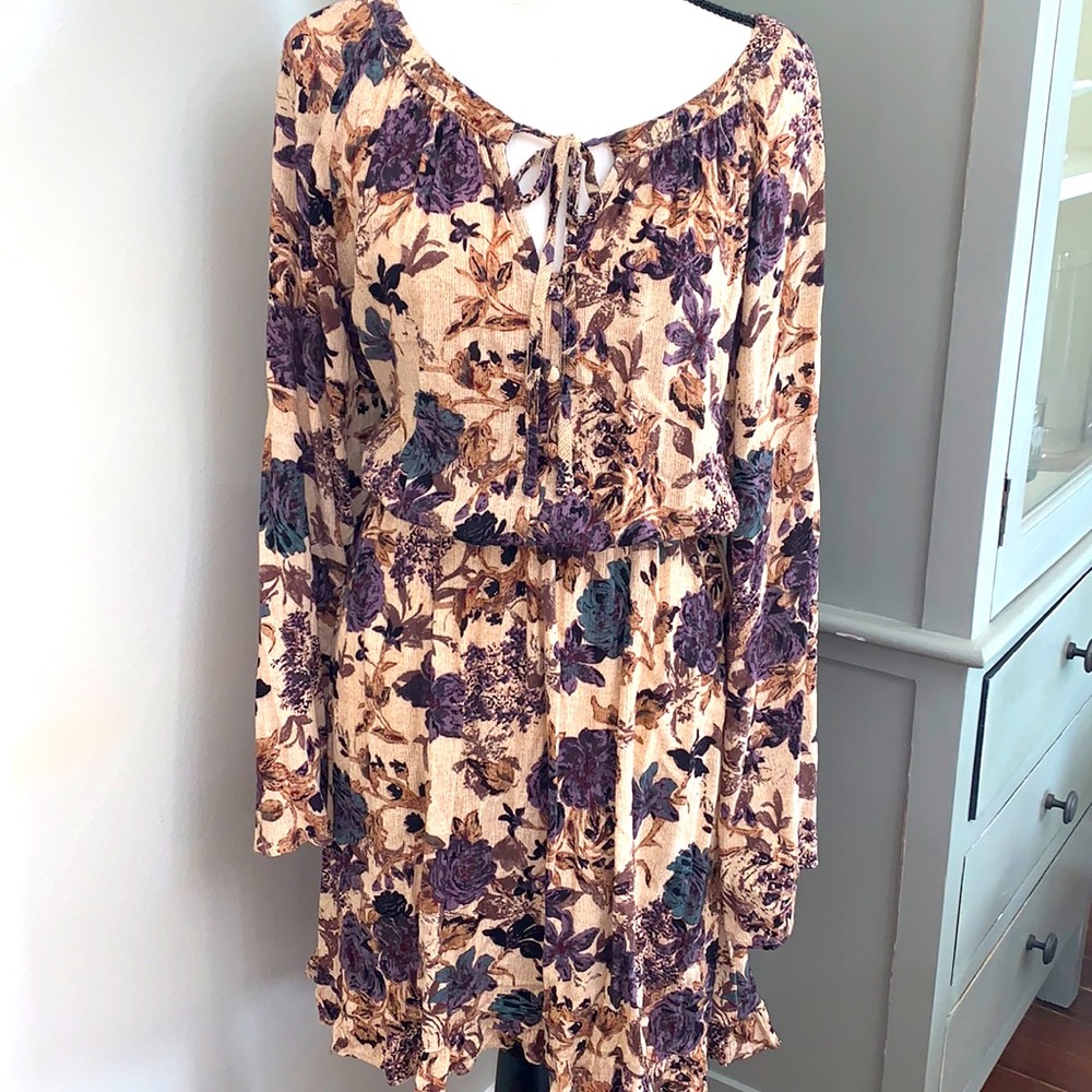 KORI like new flare sleeve elastic waist floral brown dress